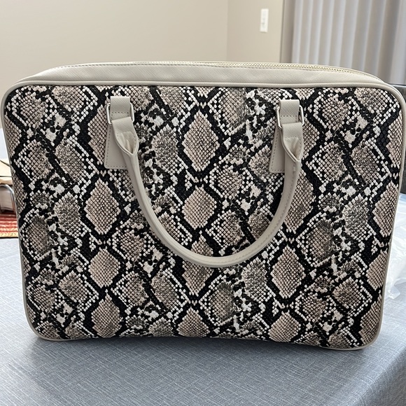 WHBM Python Print Computer Bag NWT - Picture 9 of 11